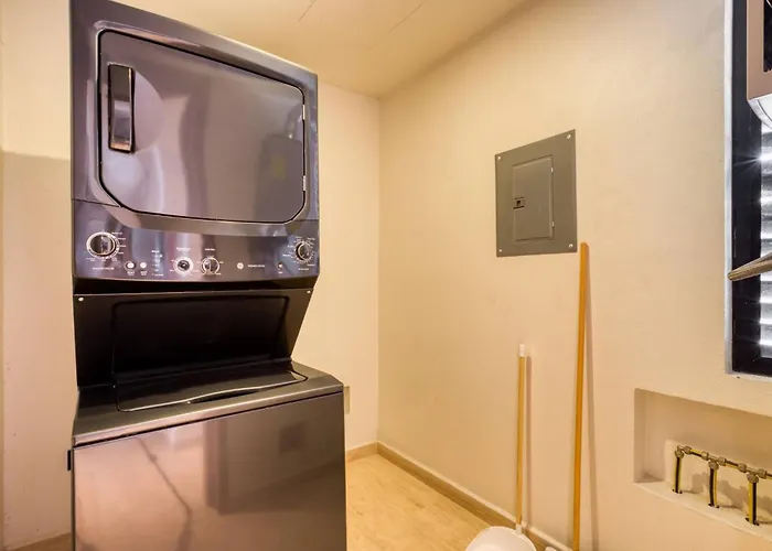 Family Friendly 9 Sin Vista, 3bbr , 6pax Apartment